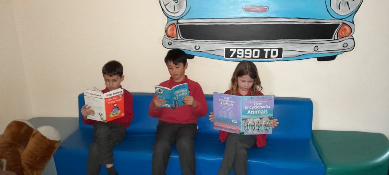 Children reading books